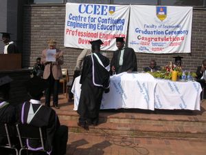 짐바브웨 대학교 공학부 졸업식, 2005년 8월