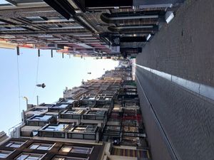 3월 27일, 암스테르담 시내 중심가가 텅 비어 있다