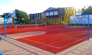 바의 합성 고무 코트에서 열린 테니스 경기