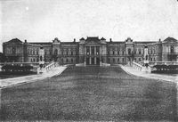 완공 당시의 동궁 어소 (현재의 아카사카 영빈관)(1909년 3월 촬영)