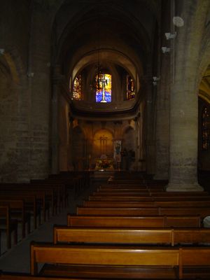 생-로맹 교회 (내부)