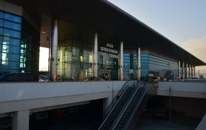 아이든의 도시 간 버스 터미널