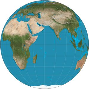 정투상도법 (적도 방위) 동반구 30°W–150°E