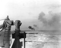 카사블랑카 해전에서 전투 중인 미국 중순양함 터스컬루사