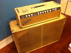 딕 데일이 소유했던 펜더 쇼맨 앰프