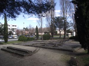 오르모 분기의 고대 빌라 기초