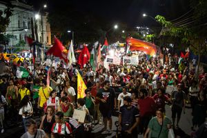 2023년 10월 19일, 브라질 헤시피에서 열린 가자 전쟁 반대 시위