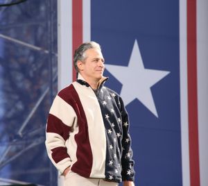 2010년 합리성 및/또는 공포 회복 집회에서 스튜어트