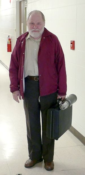 NTP를 개발한 데이비드 L. 밀스