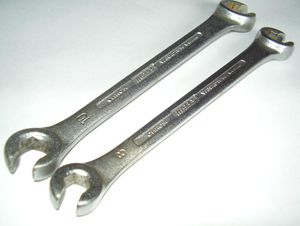 플레어 너트 렌치