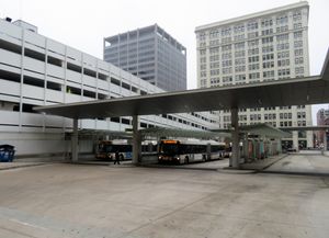 유니언역 환승 센터 및 역 주차장