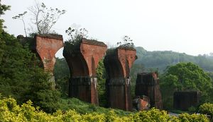 용텅교 (산이 향)