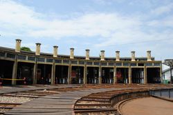 장화 선형 차고