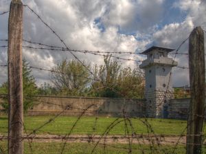 크르베니 크르스트 강제 수용소