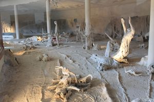 시르미아 전선 기념비(Šid)