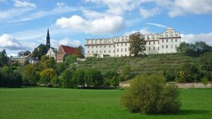 고스토미아눔 대학교: 폴란드에서 가장 오래된 학교 중 하나