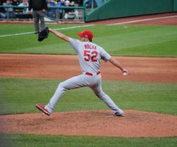 2013년 10월 7일, 2013년 NLDS 4차전에서 투구하는 와카