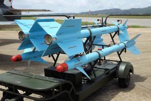 중국 PL-5 단거리 공대공 미사일