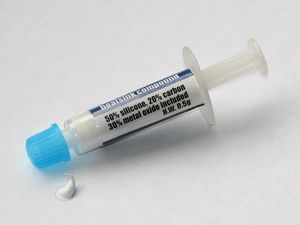 실리콘 형태의 서멀 그리스