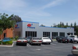 전형적인 AAA 카 케어 플러스 센터