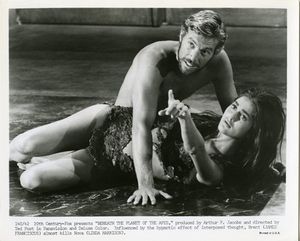 1970년 혹성탈출 2에서 해리슨과 제임스 프란시스커스의 모습