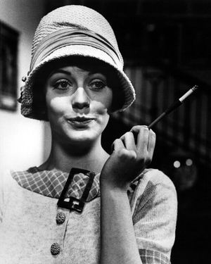 다운, 위층, 아래층에서