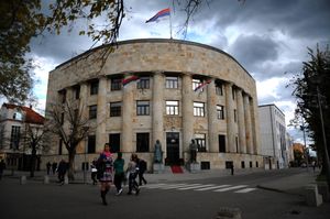 공화국 궁전은 스릅스카 공화국 대통령의 공식 거처이다.