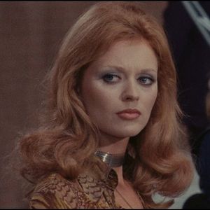 시빌 대닝, 《The Red Queen Kills Seven Times》(1972)에 출연한 모습