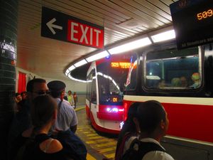 노면전차 승강장