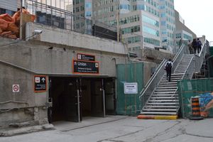 유니언역 공사 당시 설치된 임시 외벽