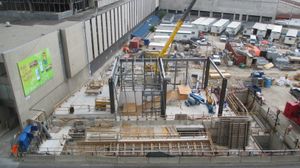 2022년 7월 건설 중인 이글린턴 역의 새로운 남서쪽 입구