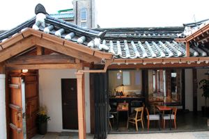 대한민국 서울 종로구 통의동에 위치한 한옥 카페