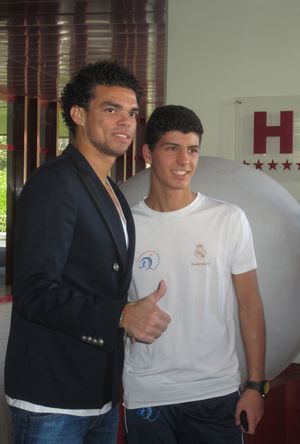 2013년 12월 15일, 푼샬의 크리스티아누 호날두 박물관 개장식의 페페