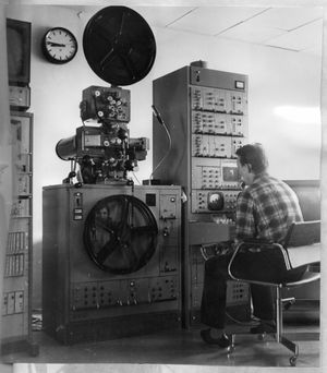 컬러 영사 장비 (1971)