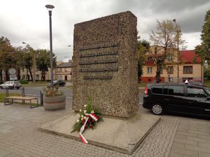 제2차 세계 대전 중 전투에서 사망한 폴란드 철도 노동자 기념비