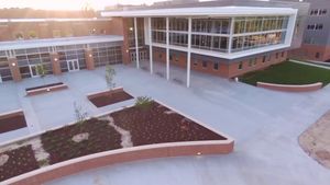 그린 레벨 고등학교