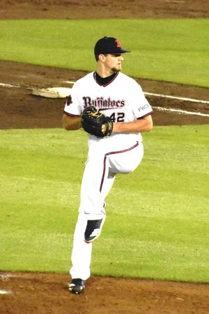 2019년 오릭스에서 투구하는 애플러