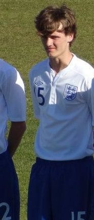 2012년 잉글랜드 U-17 팀에서 정렬하는 스위프트