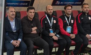 갈레노에이와 그의 코칭 스태프 트랙토르