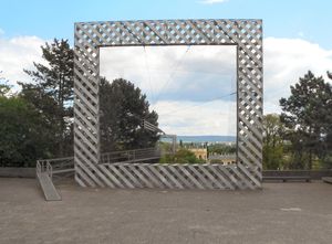 Rahmenbau (1977) by Haus Rucker und Co.