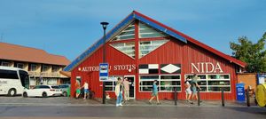 니다의 버스 터미널