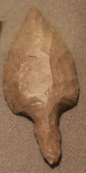 비블로스 신석기 시대의 돌촉