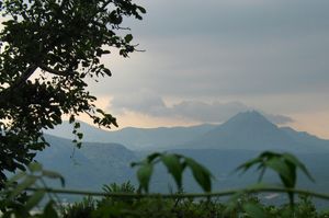 섬의 가장 높은 곳인 일리아스 다으(İlyas Dağ).