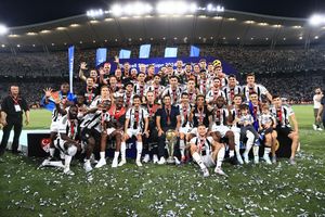 반 브롱크호르스트, 2024년 그의 기술 스태프 및 선수들과 함께