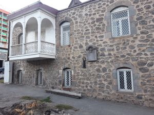 고리스의 19세기 건물