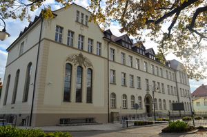 지엘로나구라 대학교