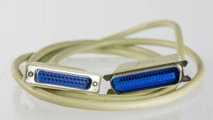 IEEE 1284 규격을 준수하는 프린터 케이블, DB-25 및 36핀 Centronics 커넥터 포함