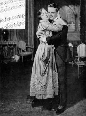 페기 우드와 찰스 퍼셀이 브로드웨이 초연작인 메이타임(1917)에 출연