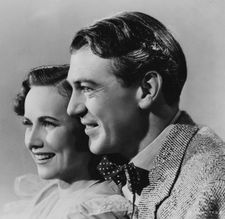 영화 양키스의 자존심 (1942년) 홍보 사진. 게리 쿠퍼와 함께