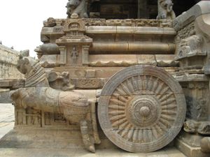 12세기 촐라 제국 라자라자 2세가 건축한 에이라바테스와라 사원의 전차 세부 묘사